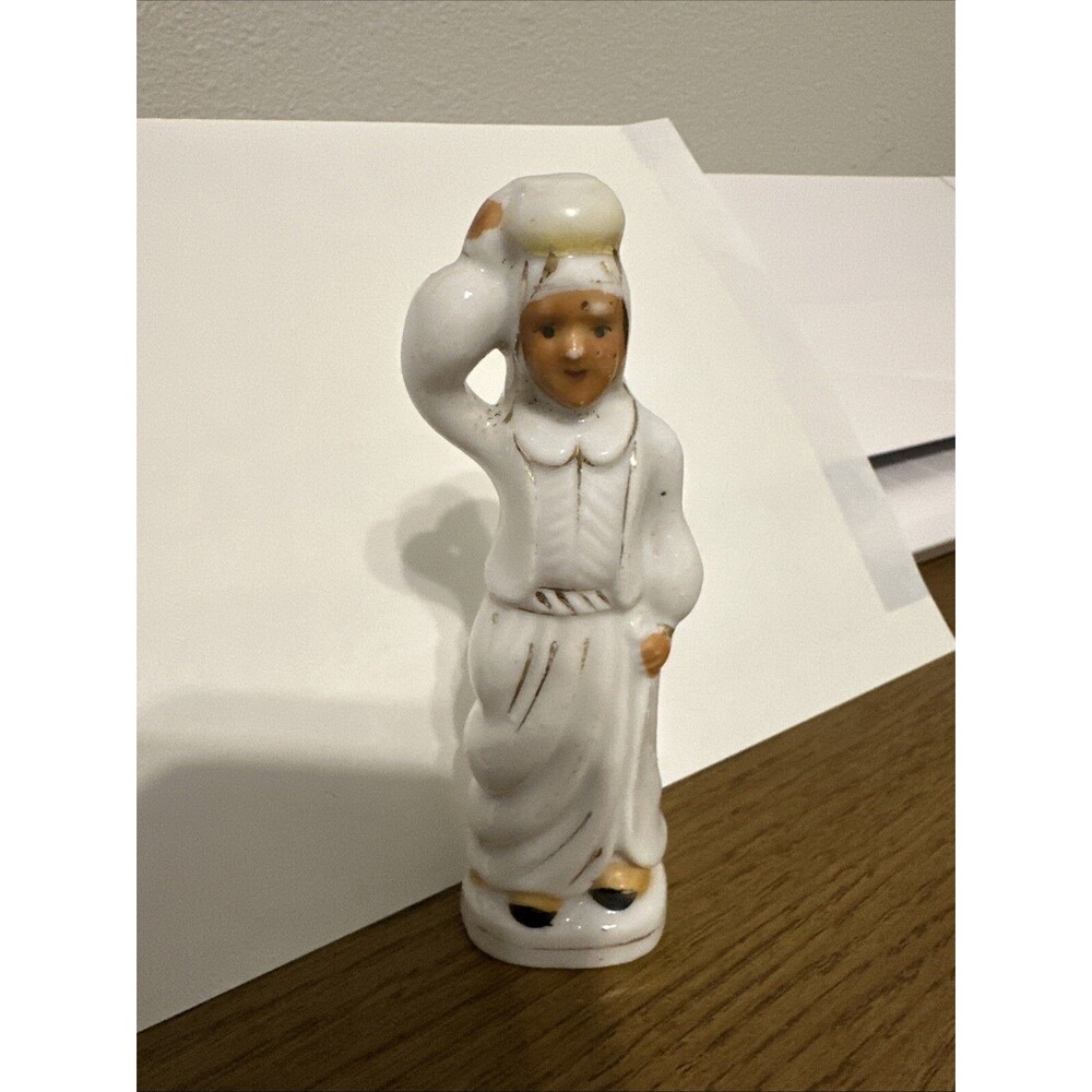 Vintage Figurine Japanese Woman Hand Made in Japan Lady Beautiful Porcelain